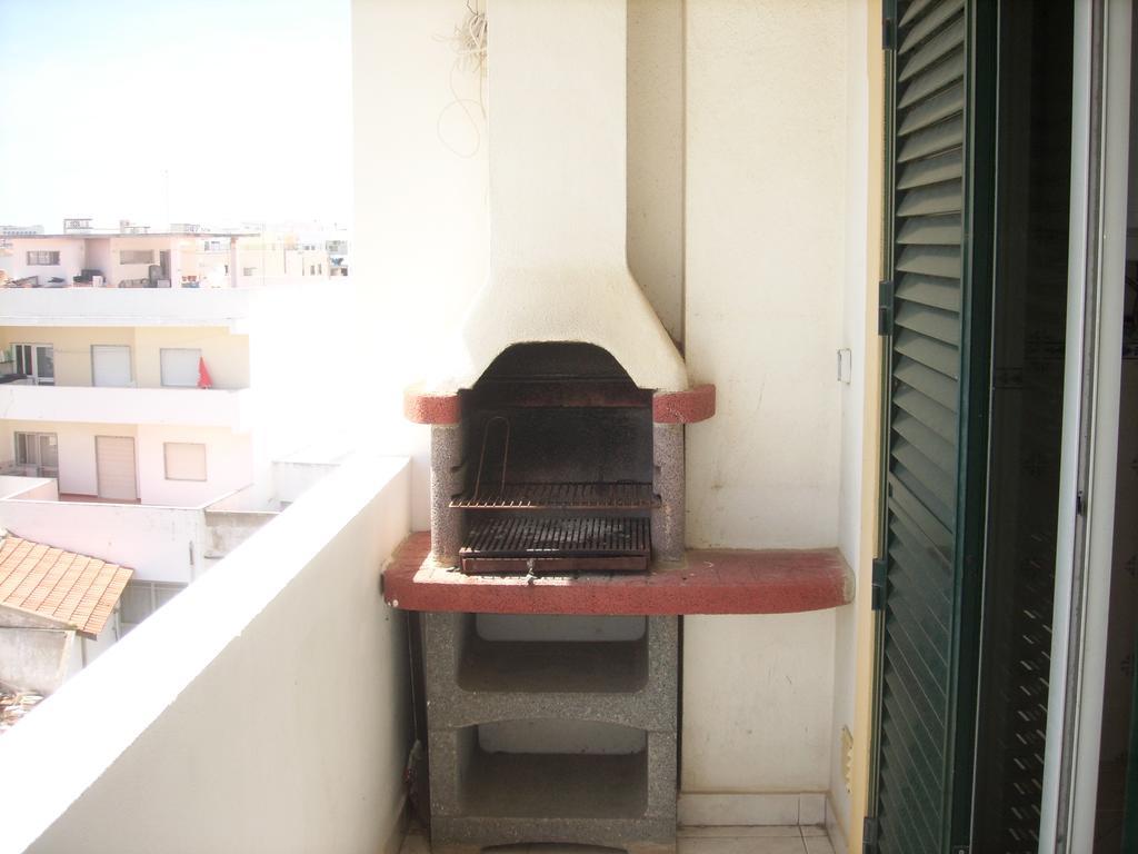 Apartamentos Monica Quarteira Extérieur photo