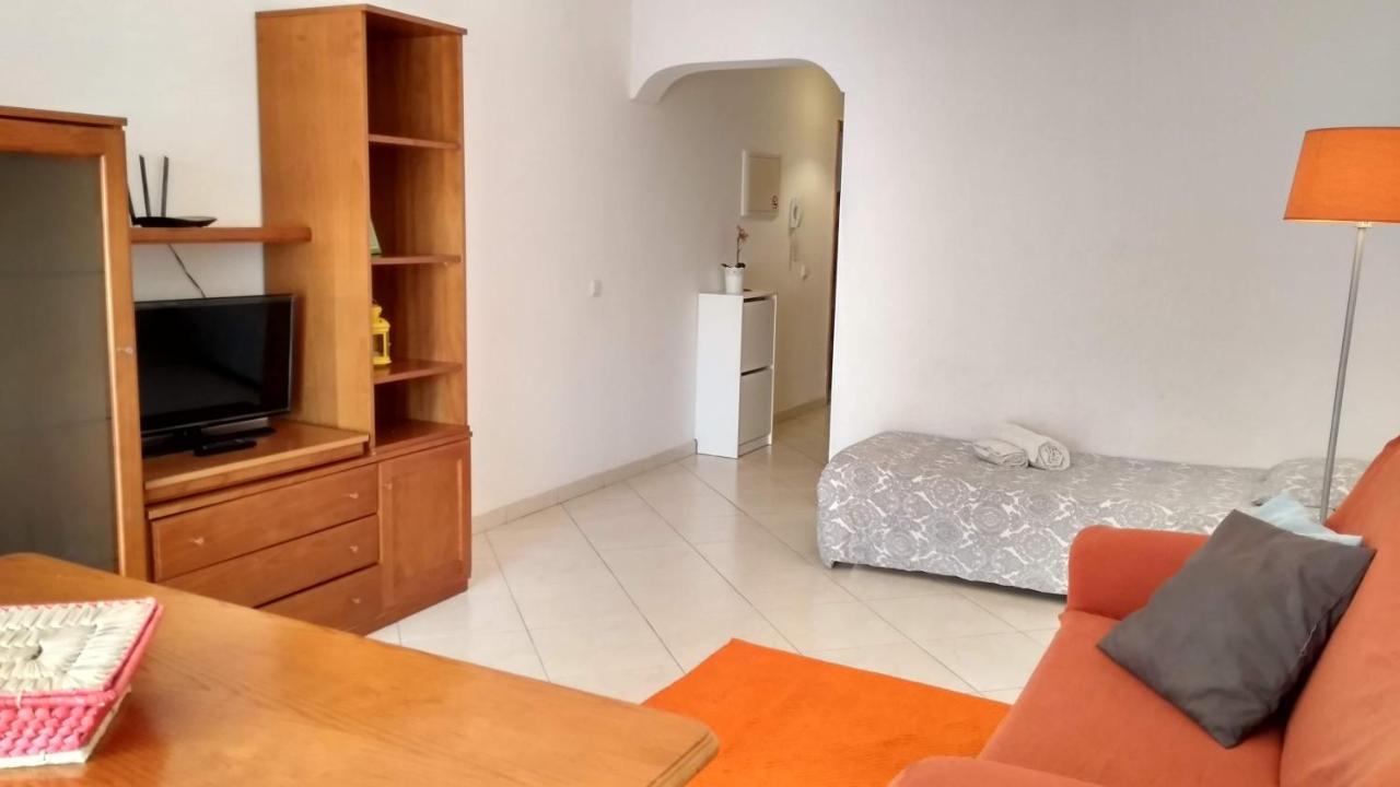 Apartamentos Monica Quarteira Extérieur photo